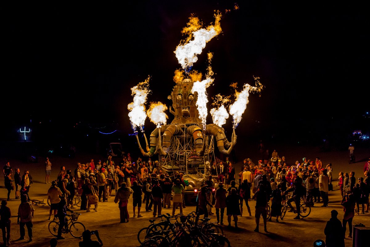 Steampunk Octopus art car!