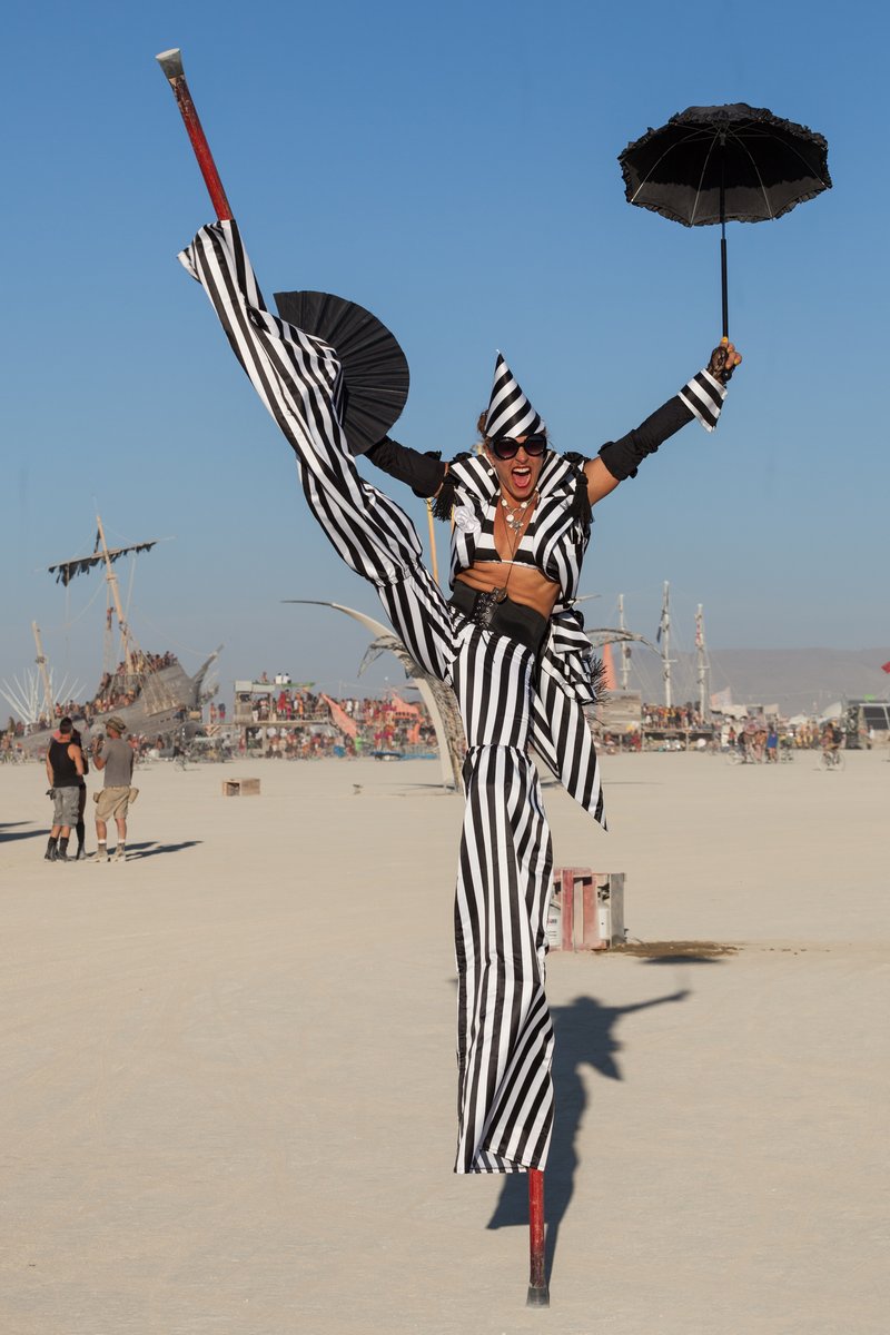Kickin Burner on stilts.