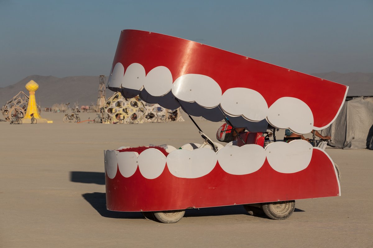 Wind up teeth Art Car.