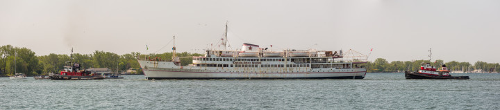 Captain John’s Leaving Toronto After Being Docked 40 Years