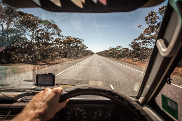 Driving a Shitty Old Van Across The Nullarbor