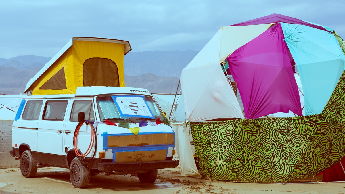 Fantastic Van And Dome