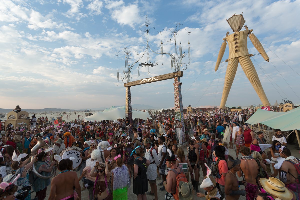 The Bunny March At The Man