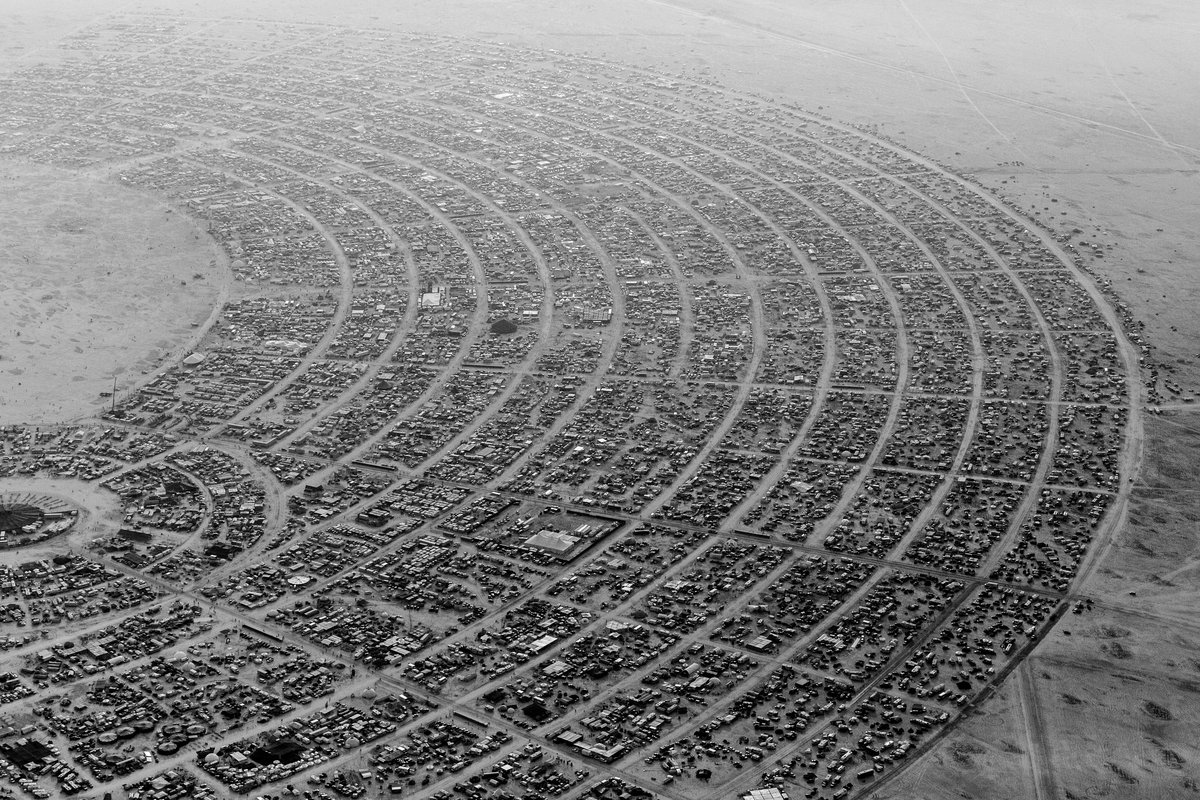 Black And White Rings Of The City