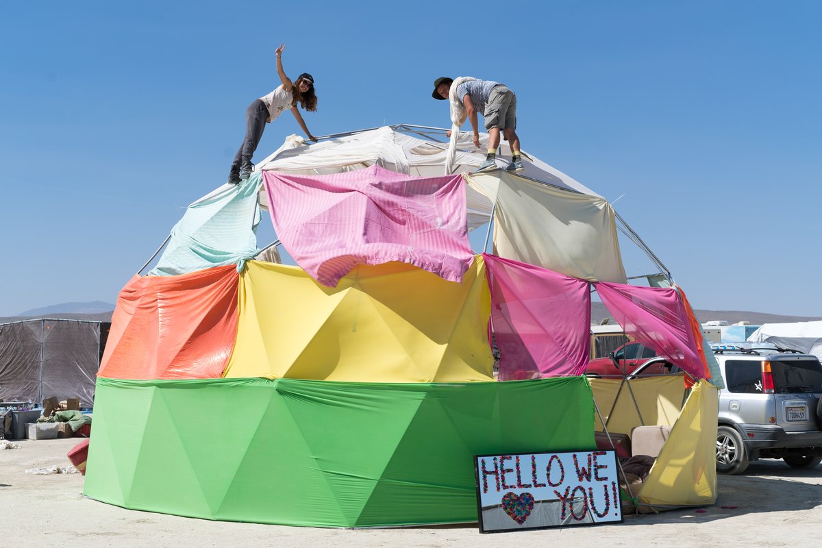 Hello We Heart You Dome