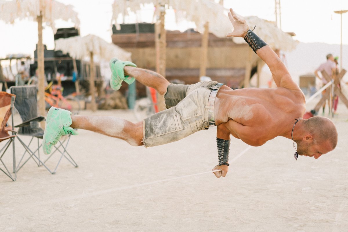Incredible Slackline Performance From This Gentleman (lost my notebook with all the names...)