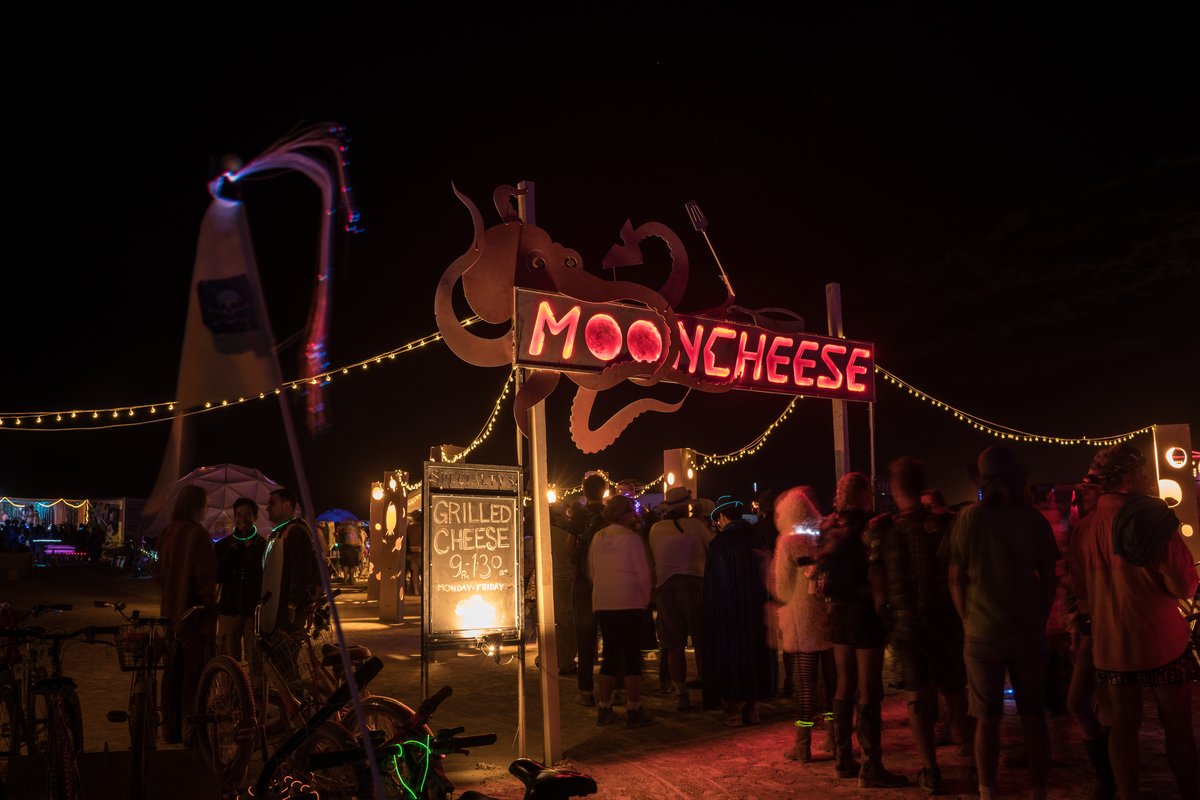 Burners Lineup For Grilled Cheese At Mooncheese