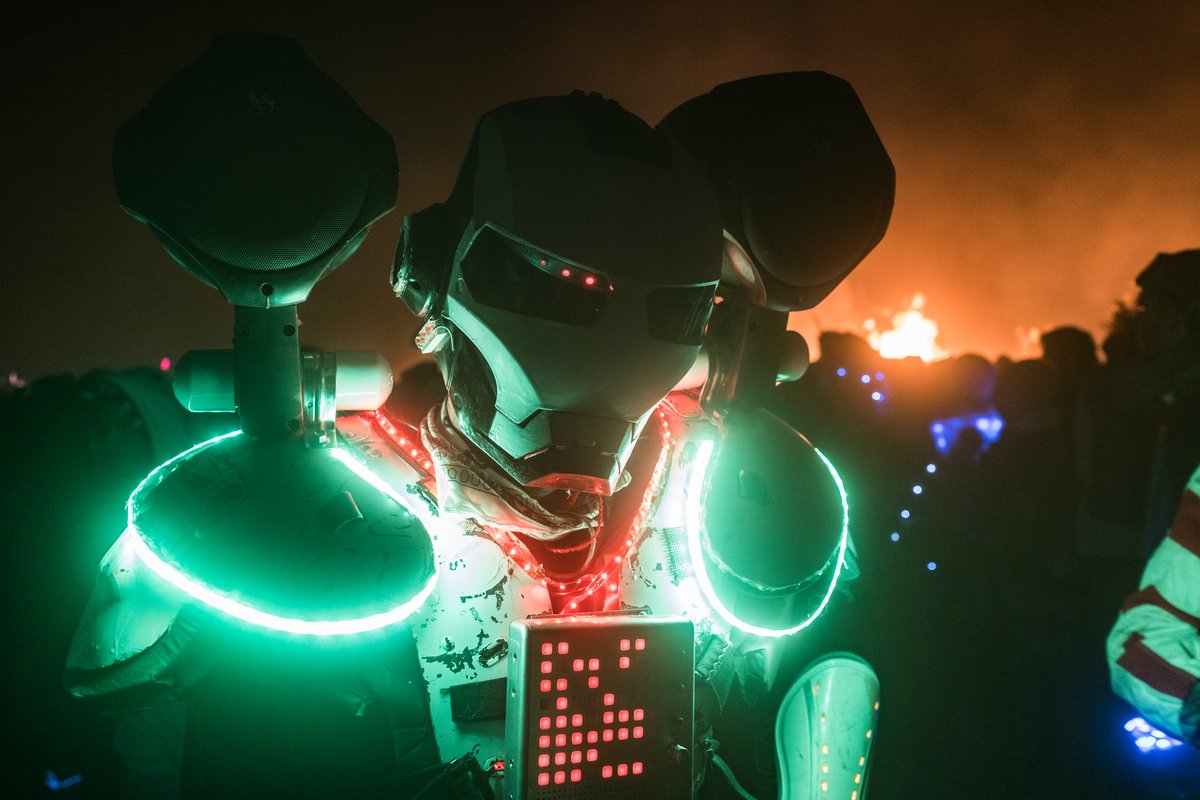 Trent L's Badass Party Bot Costume With Loudspeakers!