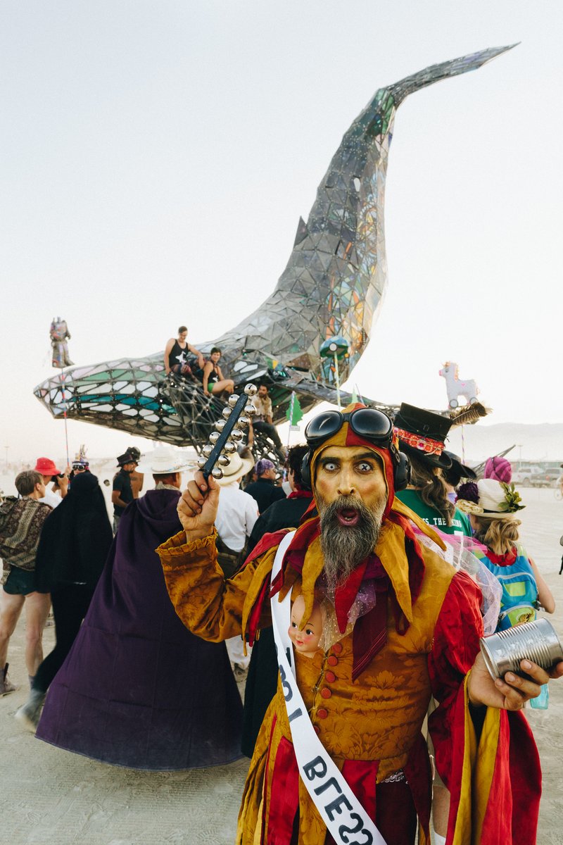 Steven Raspa And The SpaceWhale