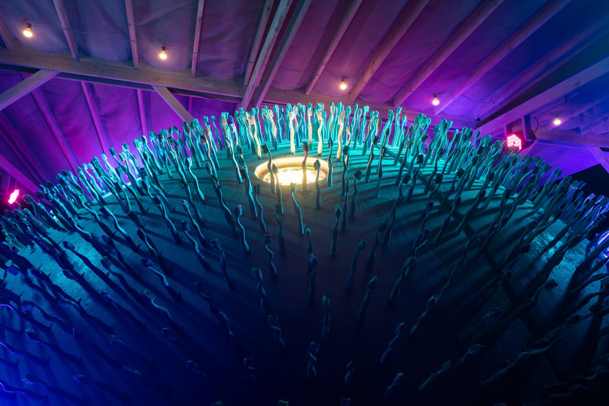 According to commenter Caitlin Electra this is a project by Scott London from 2015 built by crew of artists Eugene Livshen Yarrow Mazzetti and Justin Hysell.