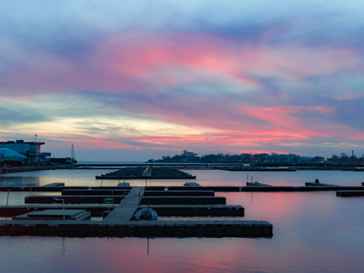 Empty Floating Docks