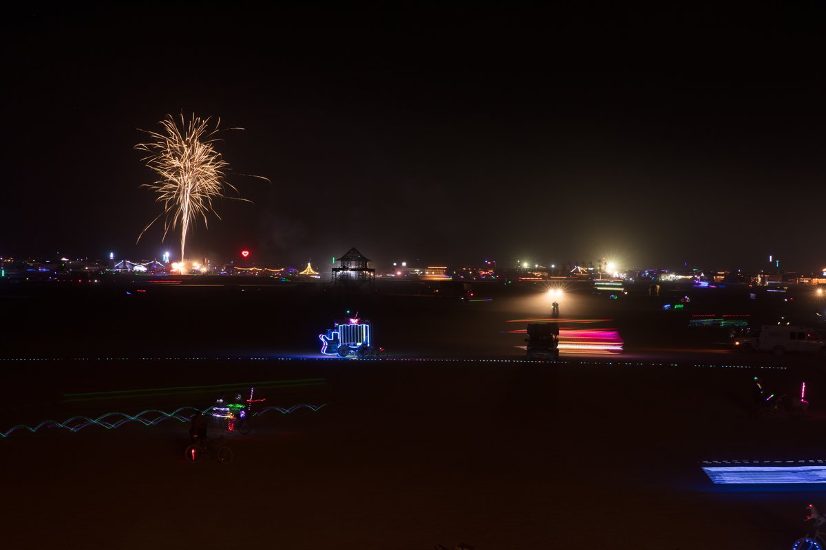 Opening Fireworks Burn-it, Davex with help from Black Rock Fx. (thank you Wally for the email update)