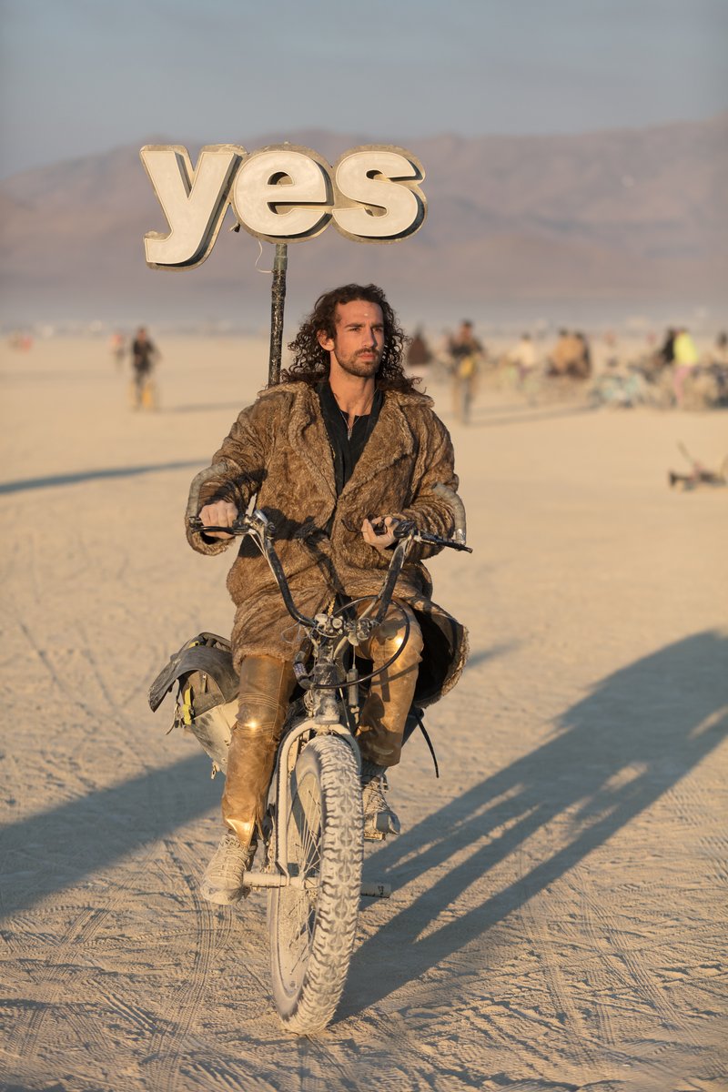 Burner With A YES Sign
