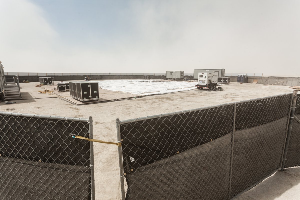 Franchise Freedom by: Lucas van Oostrum from: Amsterdam, The Netherlands year: 2018 (This is the landing area for all those drones and the area that had that big circular silver fence around it)