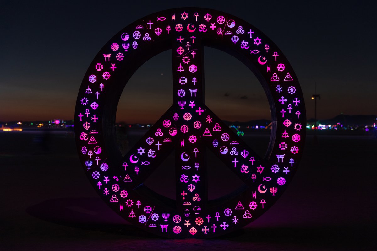 Symbolic Peace by: Mathew Rosenblatt from: Toronto, ON year: 2018