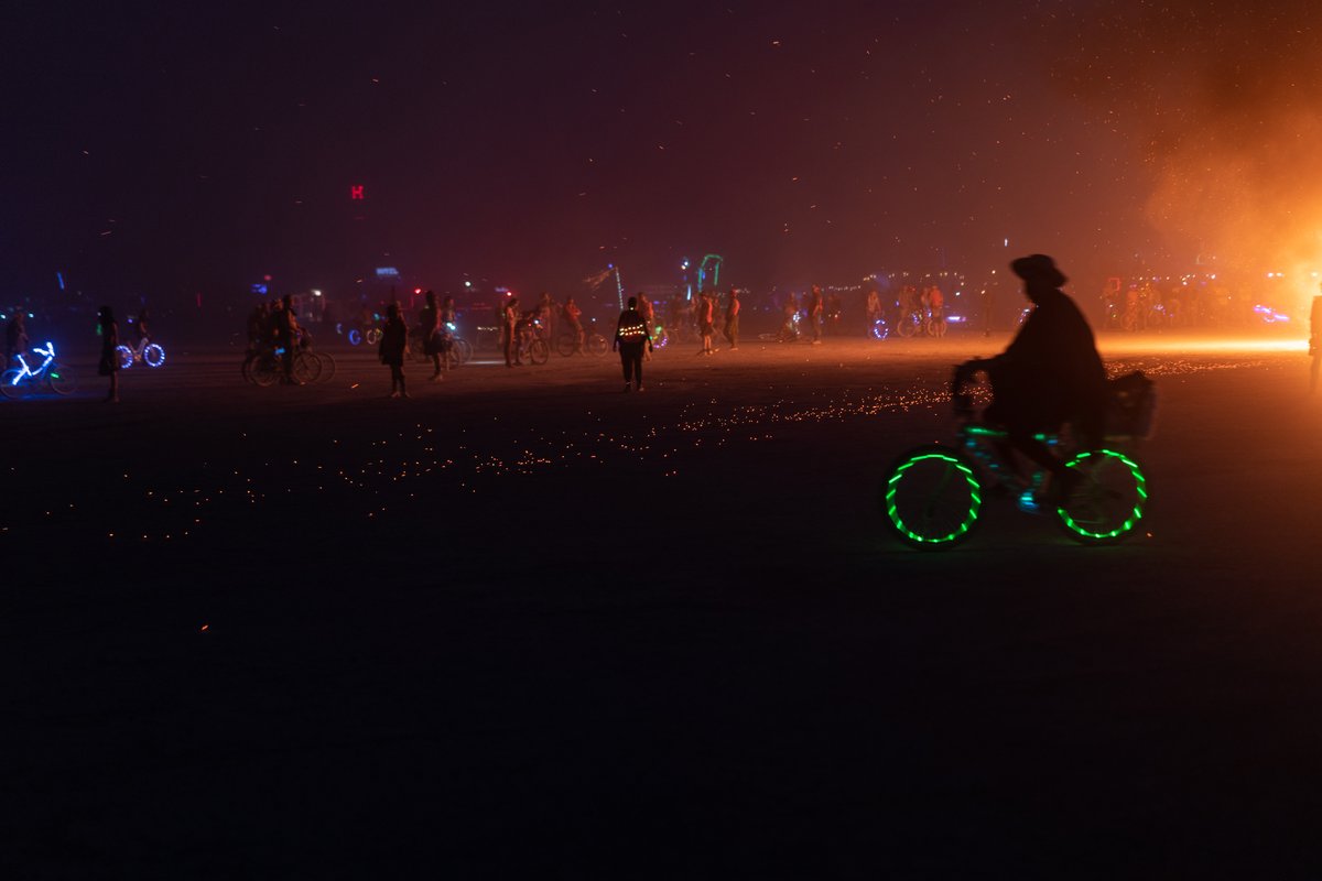 It was fun biking through this moving carpet of embers taken by the wind.