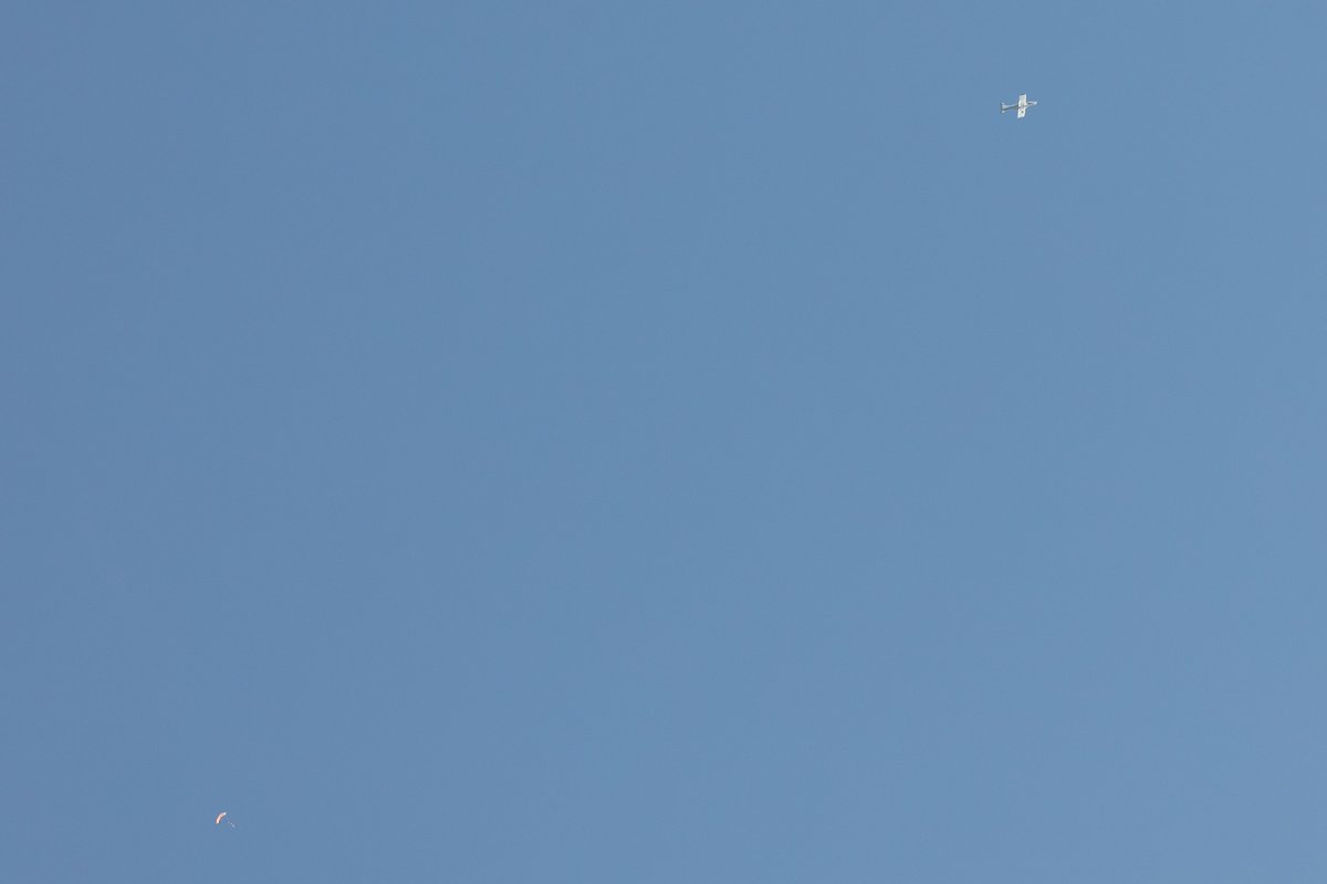 The Skydiver's parachute is now open. This concludes this three part story. Can you tell I'm getting tired of processing thousands of photosa and my brain is trying to come up with ways to entertain myself.