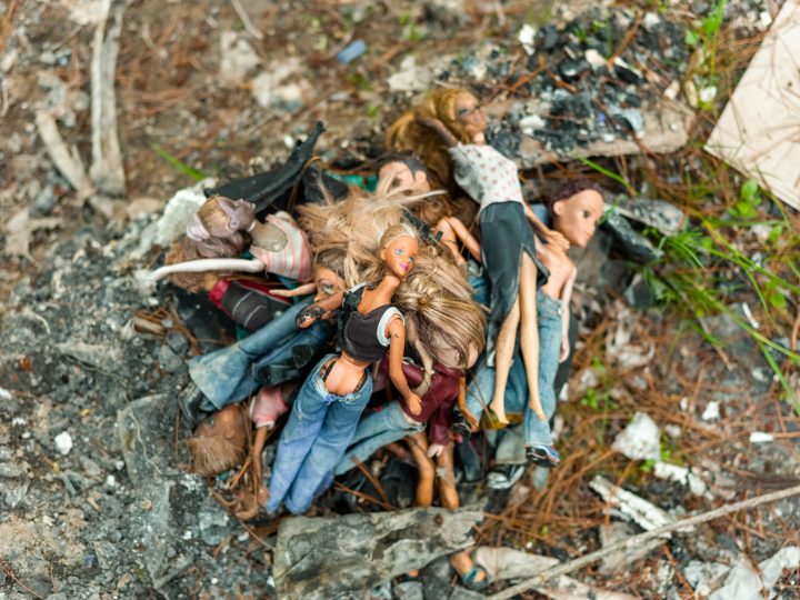 Barbie Dolls After The Fire - Duncan.co
