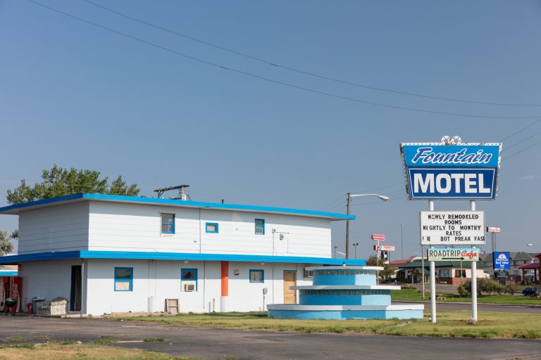 Abandoned Motel 04 8671