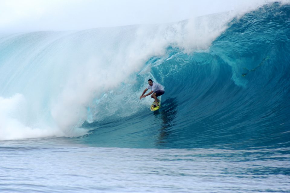 big wave surfing at chopes