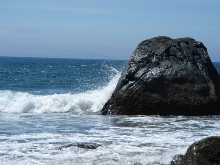 crashing waves over a slanted horizon
