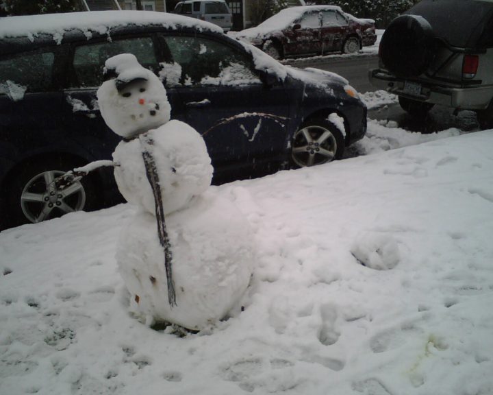 snowing in vancouver