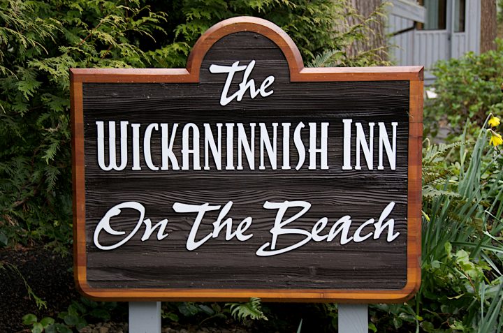 hotel sign