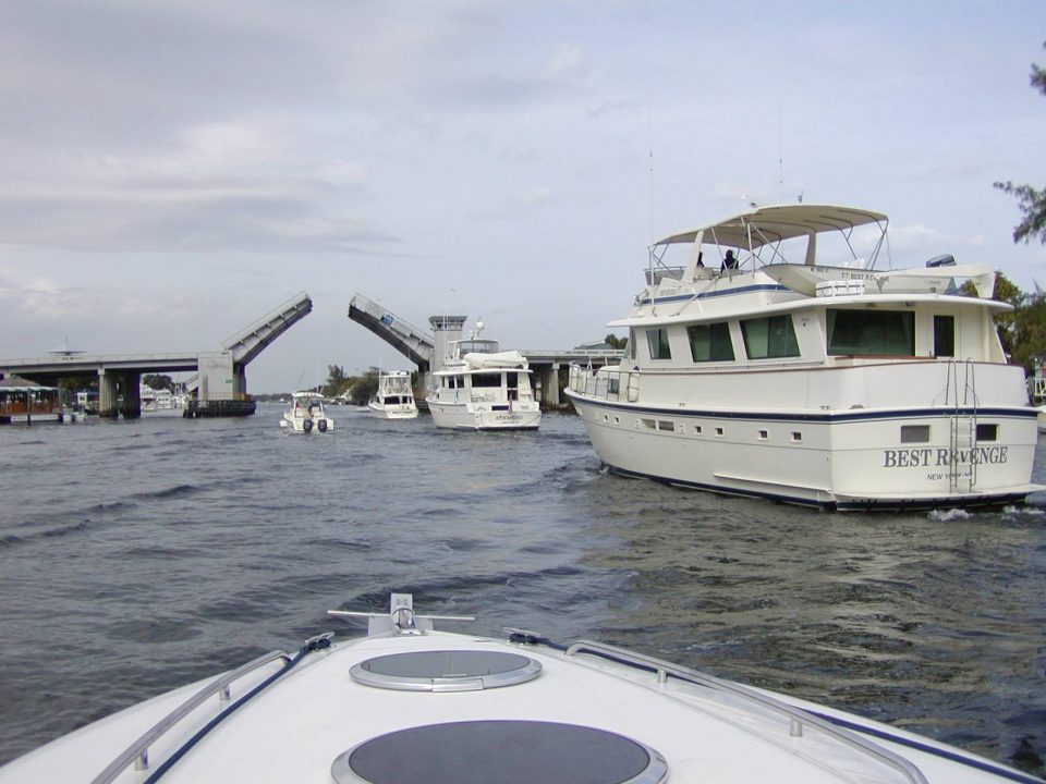 BOATING WITH JON DUNCS JAN 2  2003 049