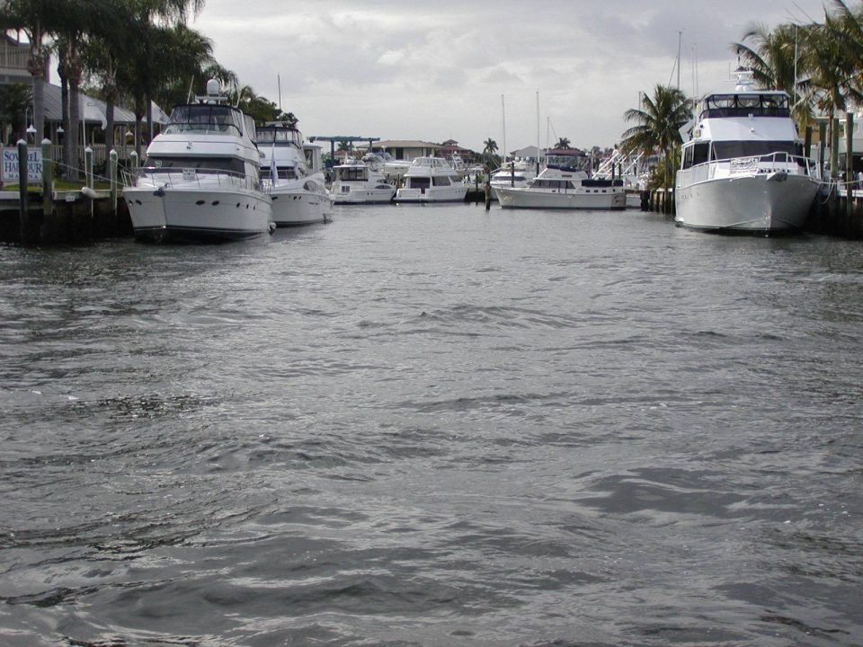 BOATING WITH JON DUNCS JAN 2  2003 058