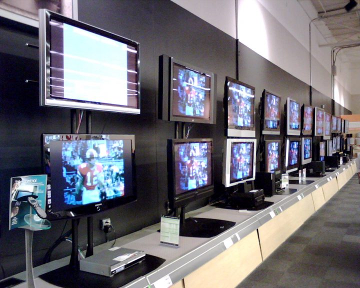 Wall Of Old HDTVs Circa 2007