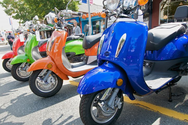 Scoots
