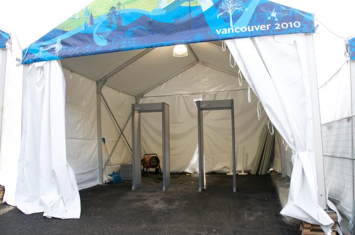 Lonely Metal Detectors