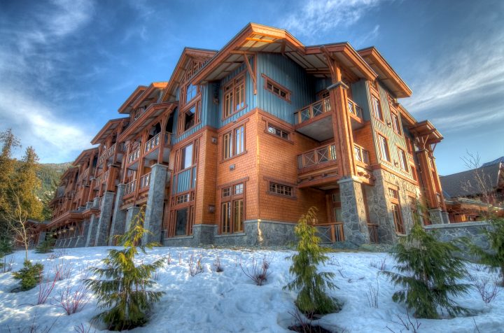 Nita-Lake Lodge