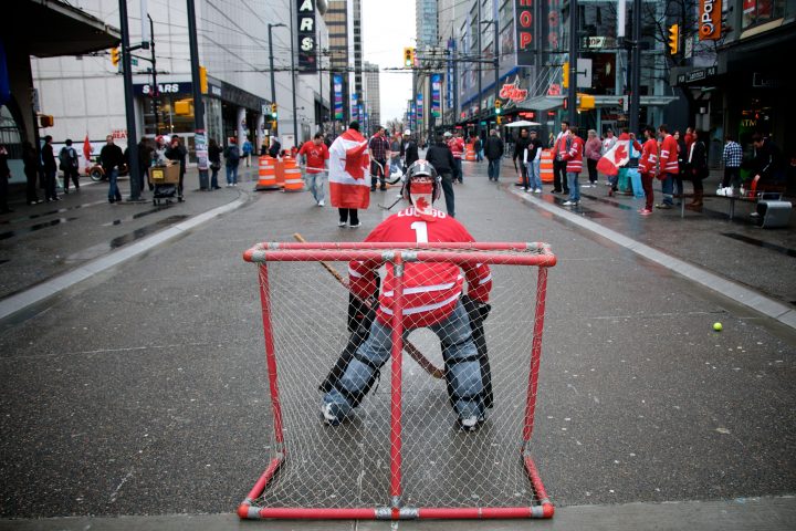 Road Hockey Before THE GAME