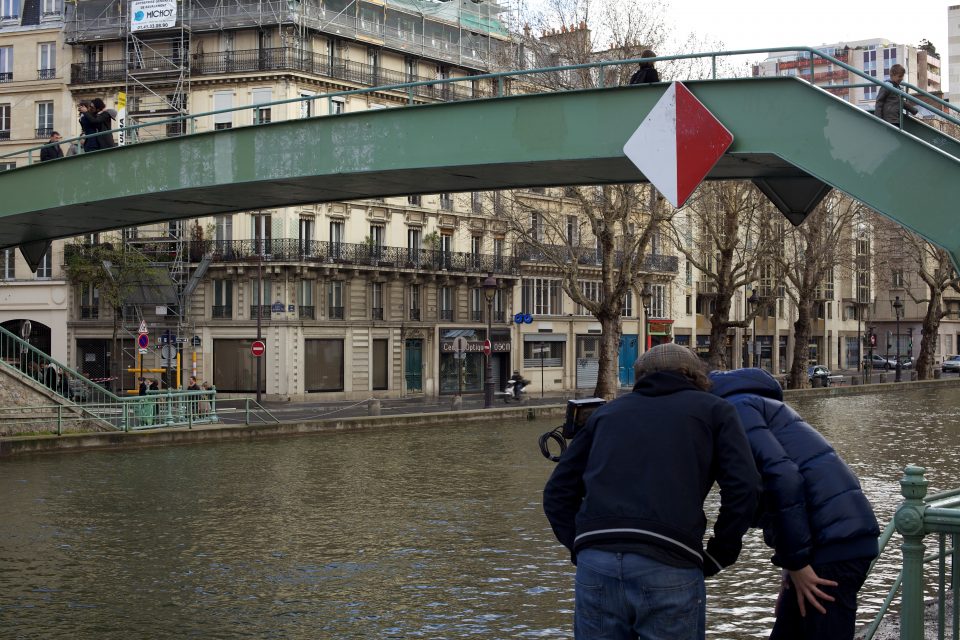 People Of Paris