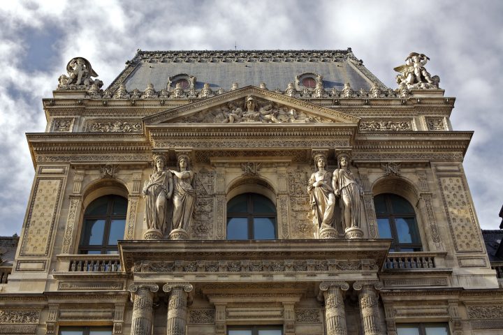 Musee Du Louvre Paris