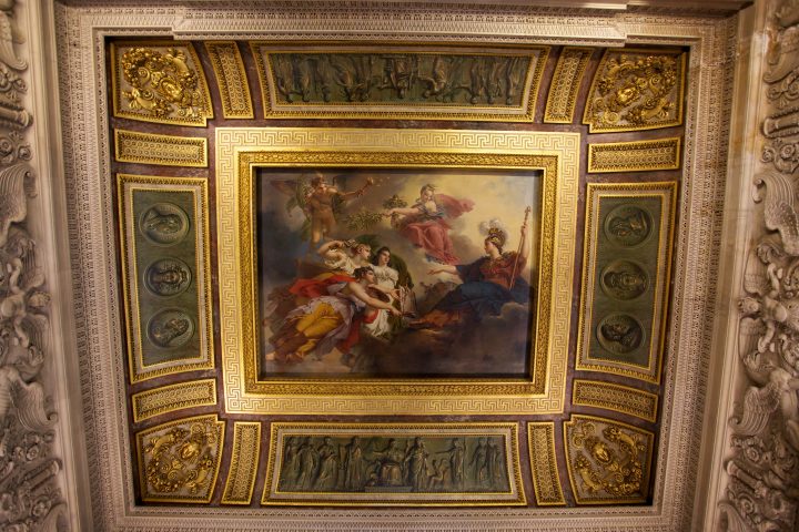 Musee Du Louvre Paris