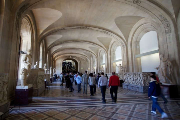 Musee Du Louvre Paris