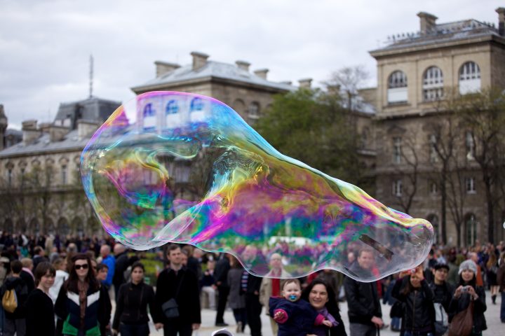 Bubbles at the Cathédrale Notre Dame