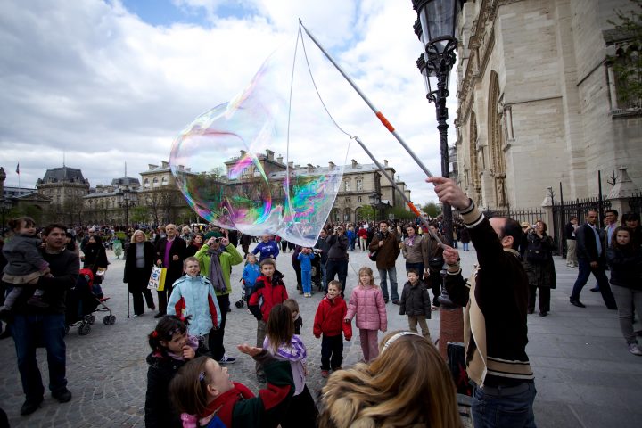 Bubbles at the Cathédrale Notre Dame
