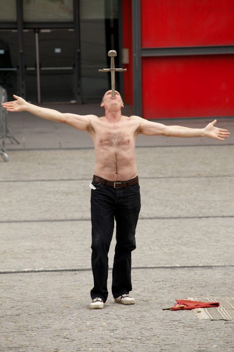 Street Performer Centre Pompidou