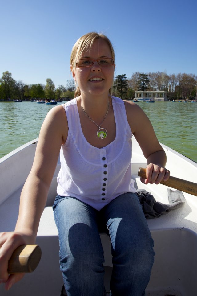 Dorothy Paddling the Boat at Retiro Park