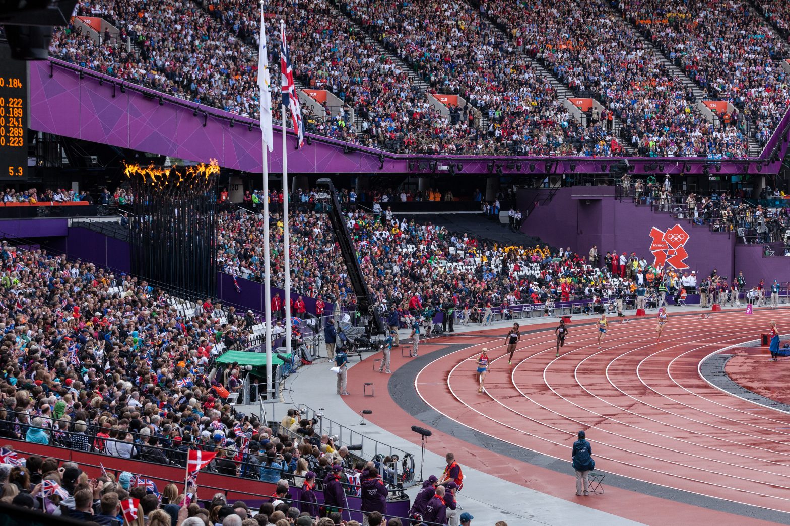 Wet Track at Athletics London 2012 Olympics 0240 Duncan.co