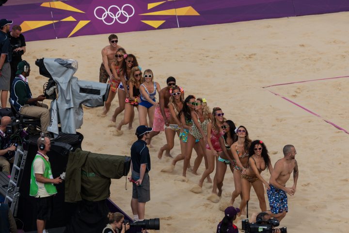 Dancers Germany Vs Brazil Beach Volleyball Final London 2012 Olympics 0314