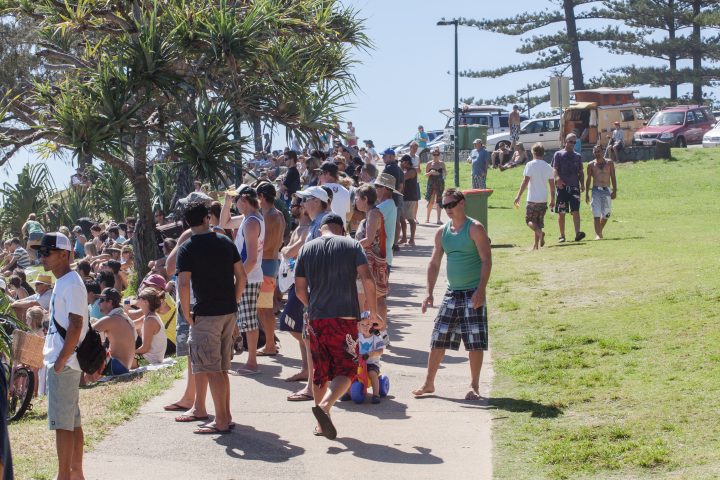 Surfing Fans Breaka Burleigh Surf Pro
