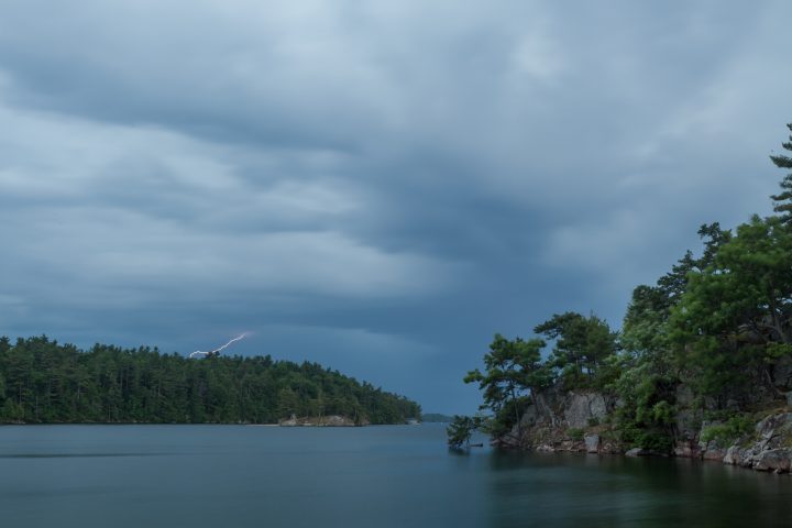 Lightning 1000 Islands