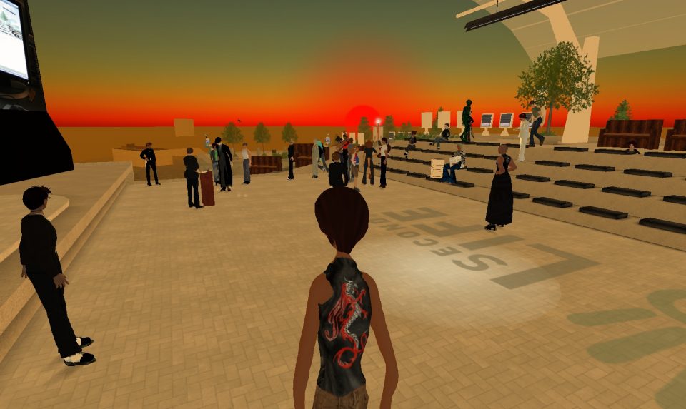 Lawrence Lessig does a virtual book signing in SL