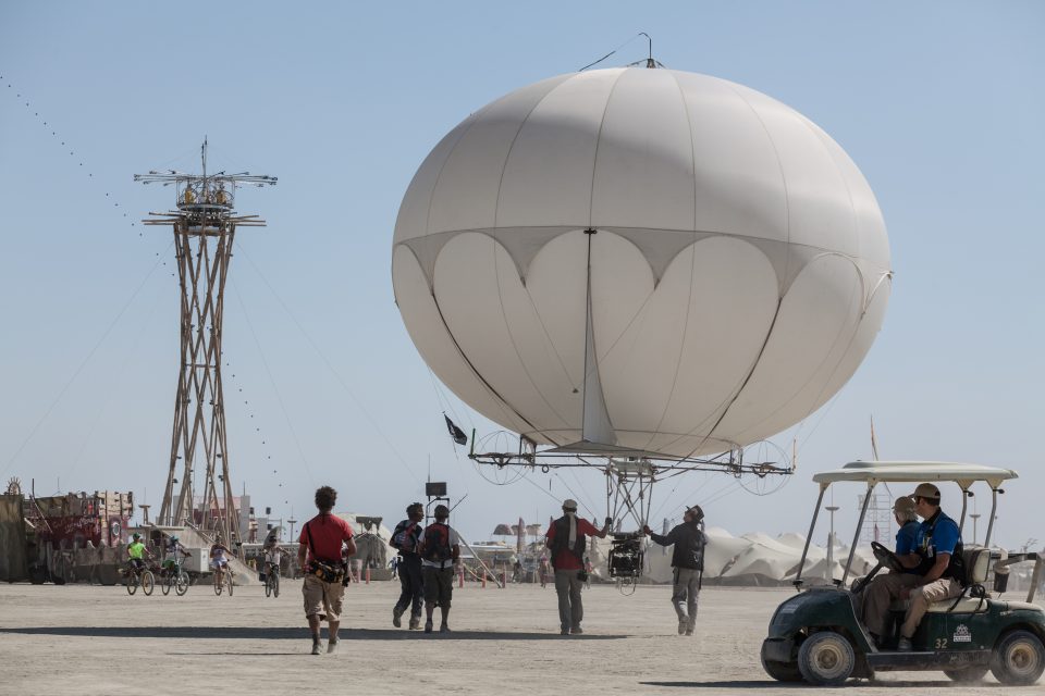 French 3D IMAX Crew Blimp With 2 RED Cameras As Payload Burning Man 2013