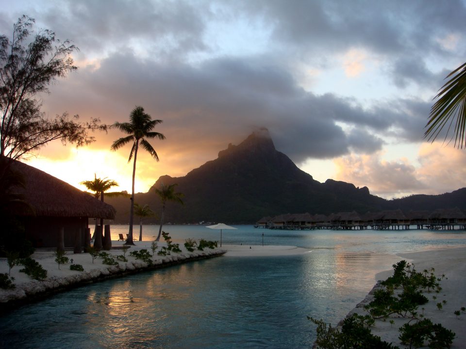 Bora Bora Sunset