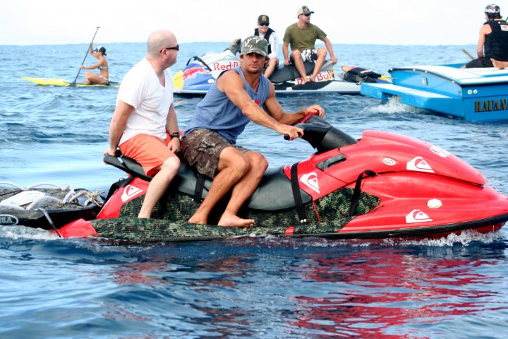 Laird Hamilton Teahupoo Tahiti